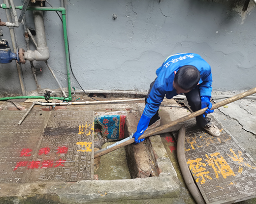 久治清掏化粪池