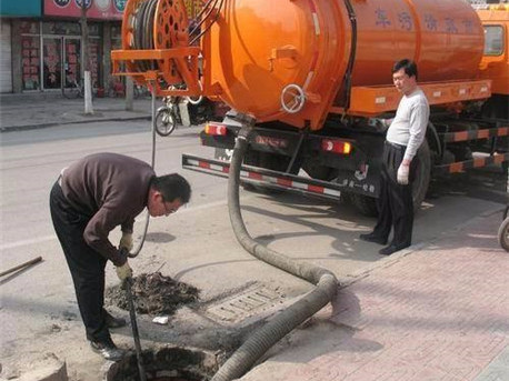 久治清掏化粪池，健康生活从这里开始